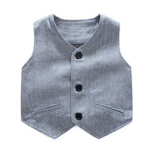 Button-down animal print+ vest/bow-tie